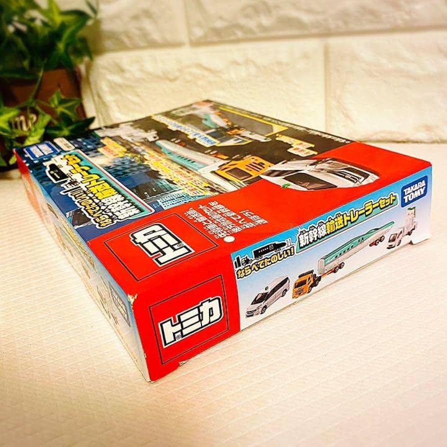 Amazon.co.jp: Tomy Tomica Gift Set - Shinkansen Transport